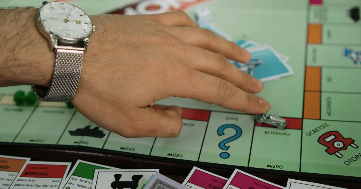 Comparatif: Jeux de Stratégie Gratuit vs Payant